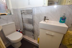 En-Suite- click for photo gallery